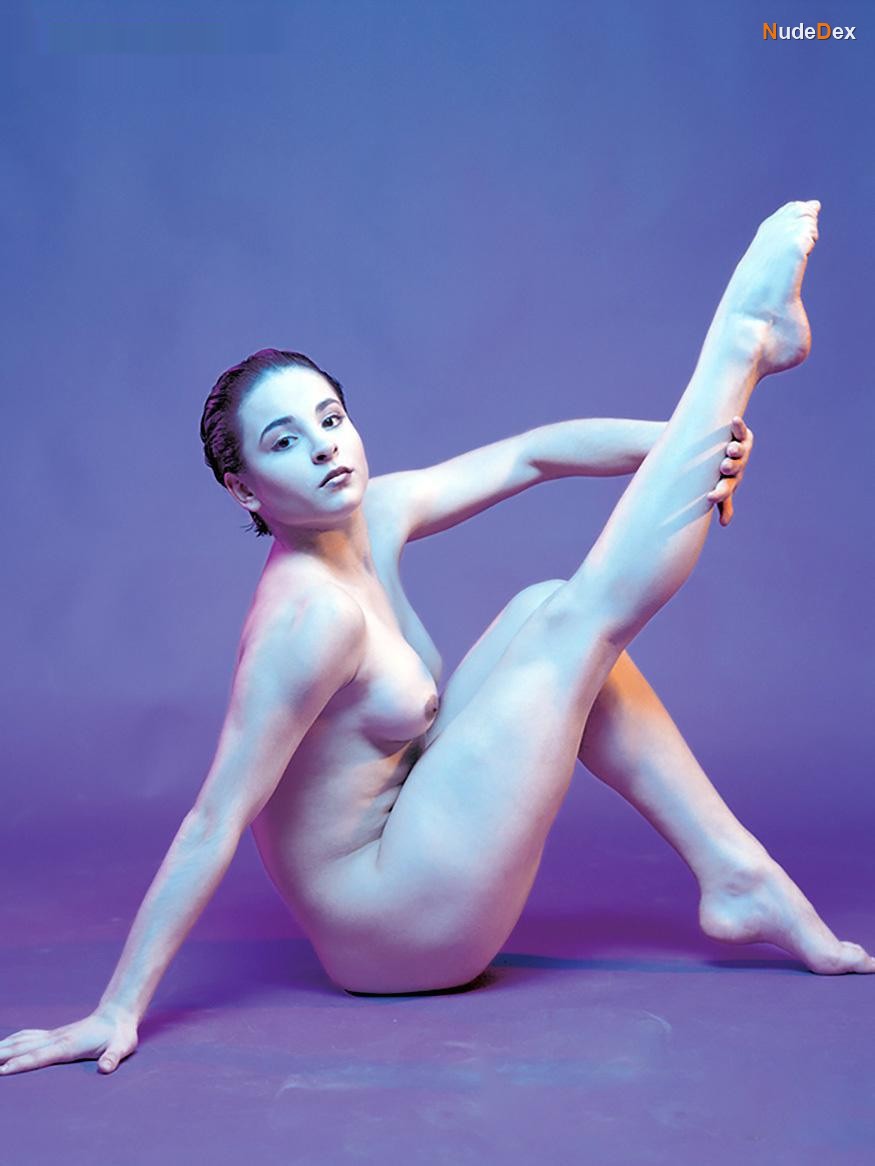Corina Ungureanu in Playboy Magazine Romania, photo 16
