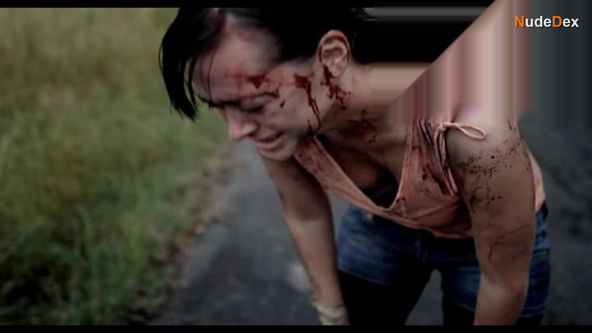 Corsica Wilson in Dead Season, photo 7