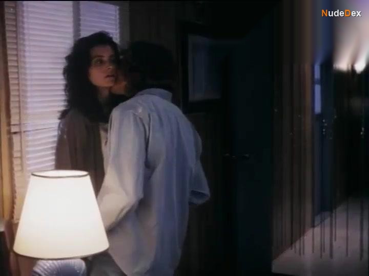 Courteney Cox in Blue Desert, photo 21