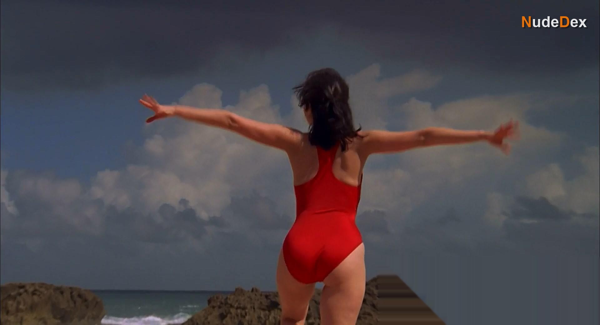 Courteney Cox in Commandments, photo 13