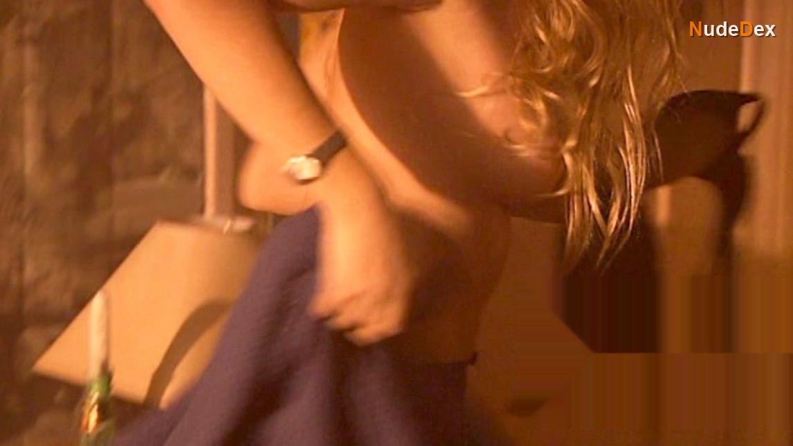 Courtney Peldon in National Lampoon's Adam And Eve, photo 1