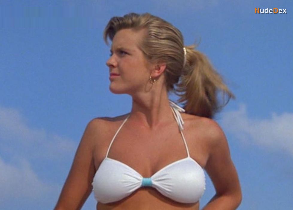 Courtney Thorne-smith in Revenge Of The Nerds Ii, photo 7
