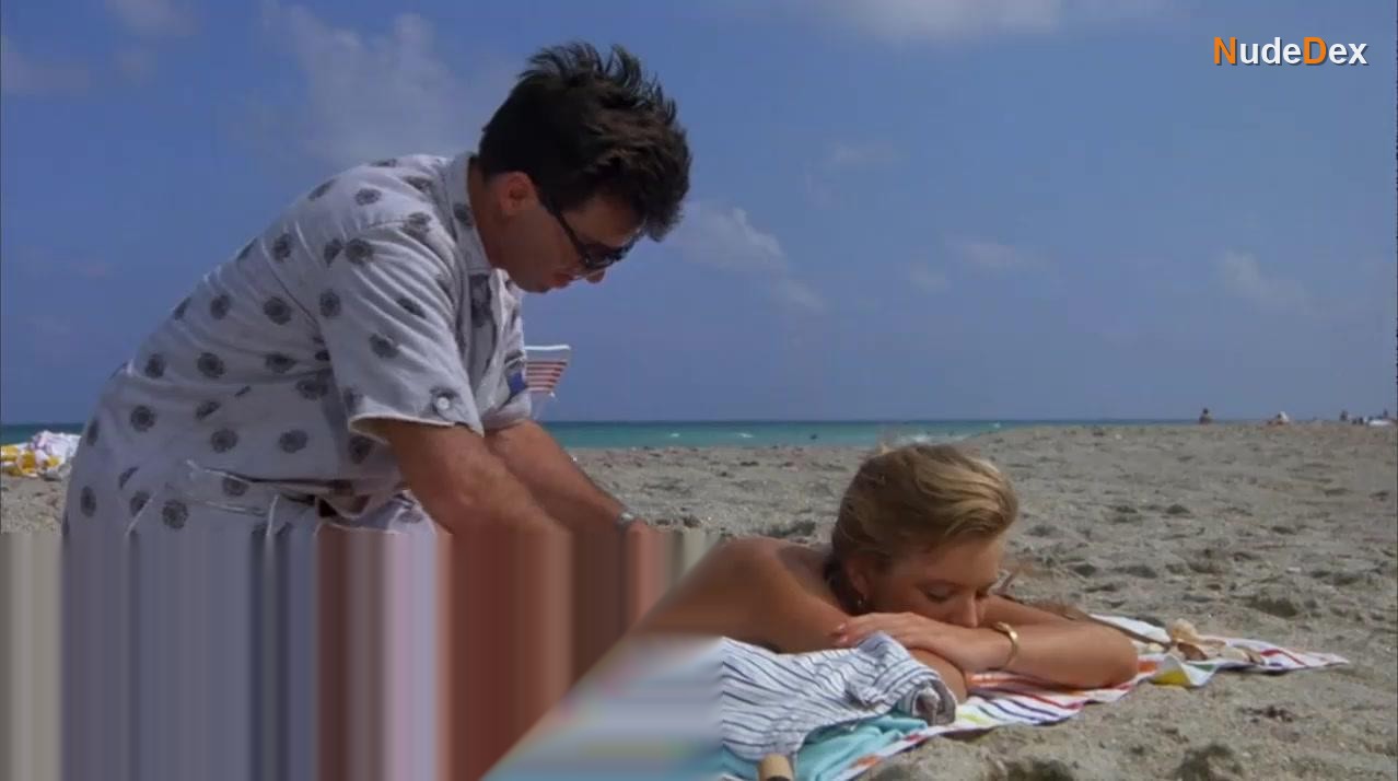 Courtney Thorne-smith in Revenge Of The Nerds Ii, photo 18