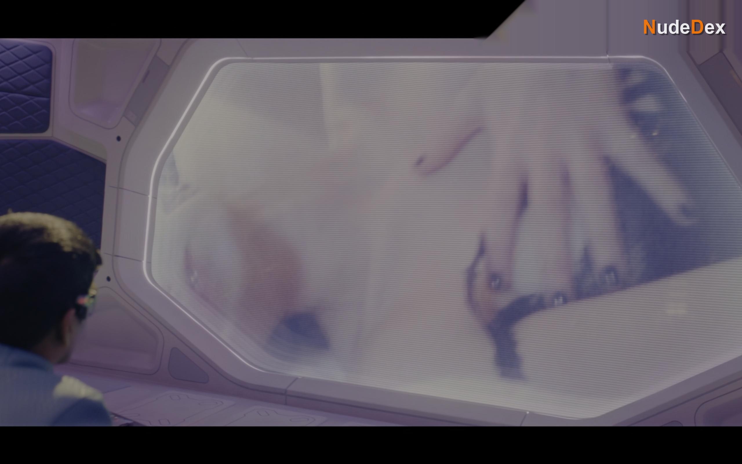 Black Mirror in Black Mirror, photo 1