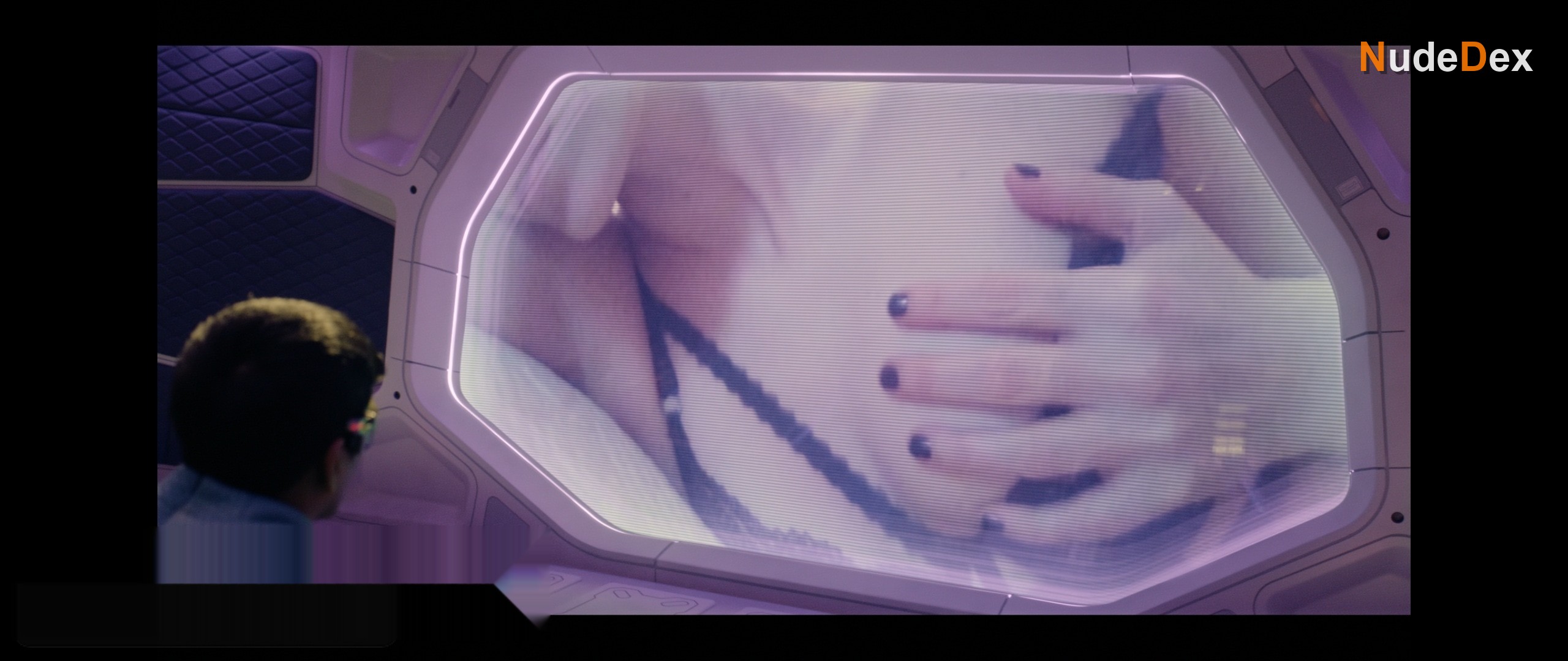 Black Mirror in Black Mirror, photo 3