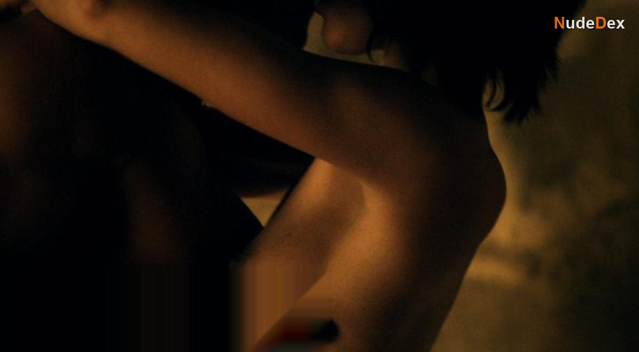 Cynthia Addai-robinson in Spartacus, photo 7