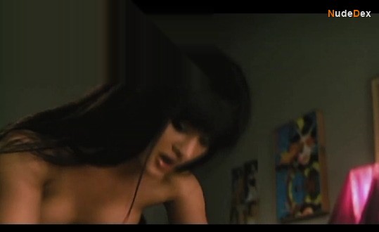 Cynthiara Alona in D O Drop Out, photo 33