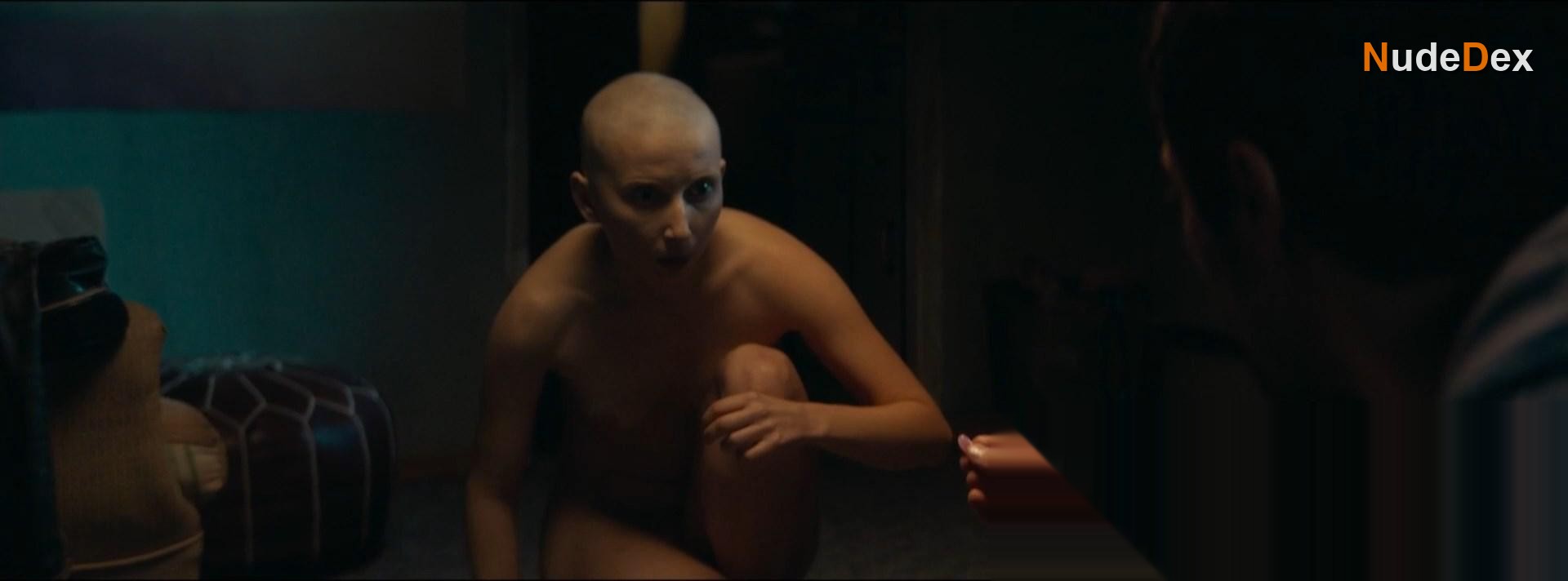 Dagmara Brodziak in The Day I Found A Girl In A Trash, photo 5