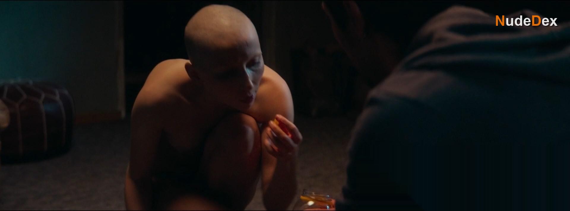 Dagmara Brodziak in The Day I Found A Girl In A Trash, photo 7