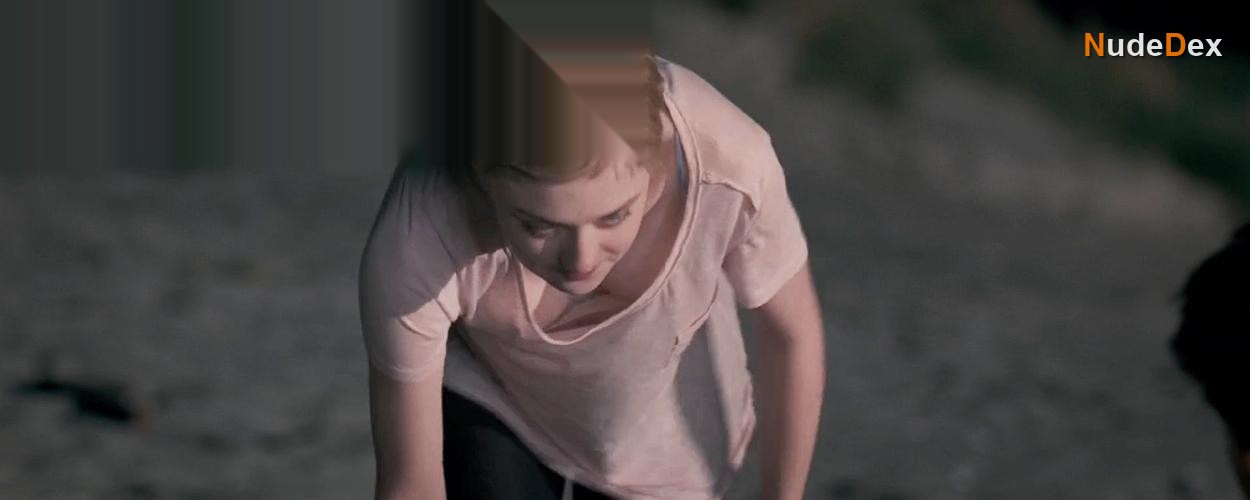 Dakota Fanning in Now Is Good, photo 2