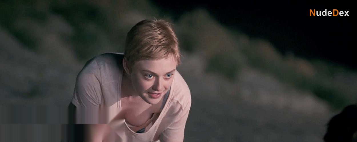 Dakota Fanning in Now Is Good, photo 3