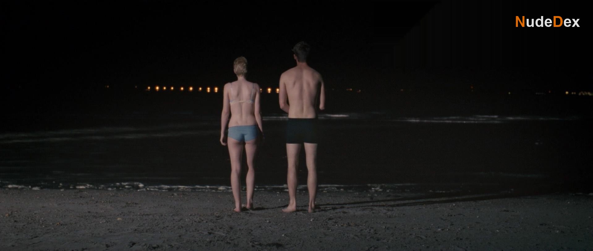Dakota Fanning in Now Is Good, photo 11