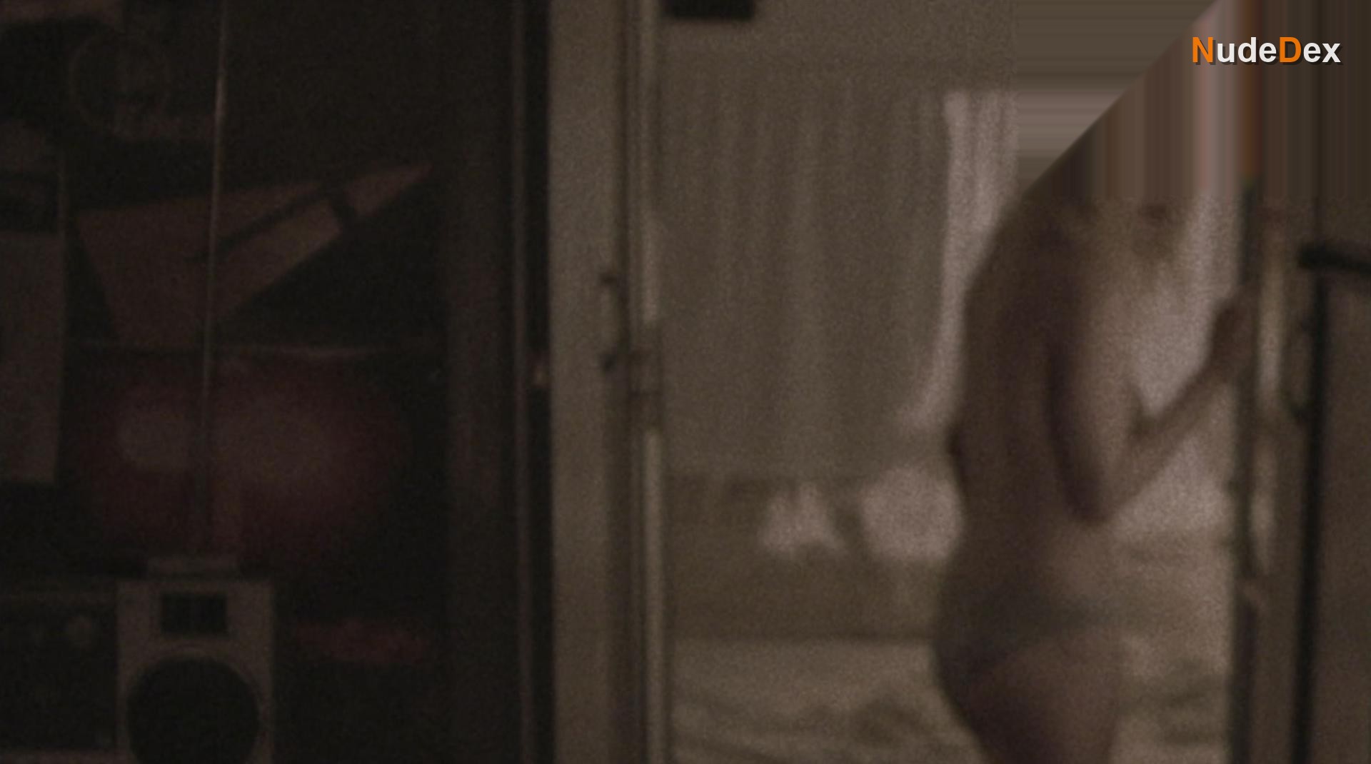 Dakota Fanning in Viena And The Fantomes, photo 4