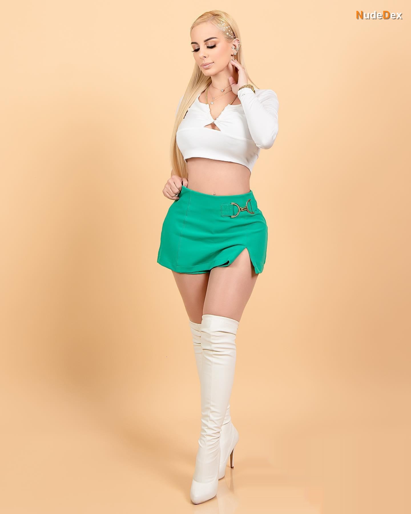Dalia Duran in Soho Peru, photo 18