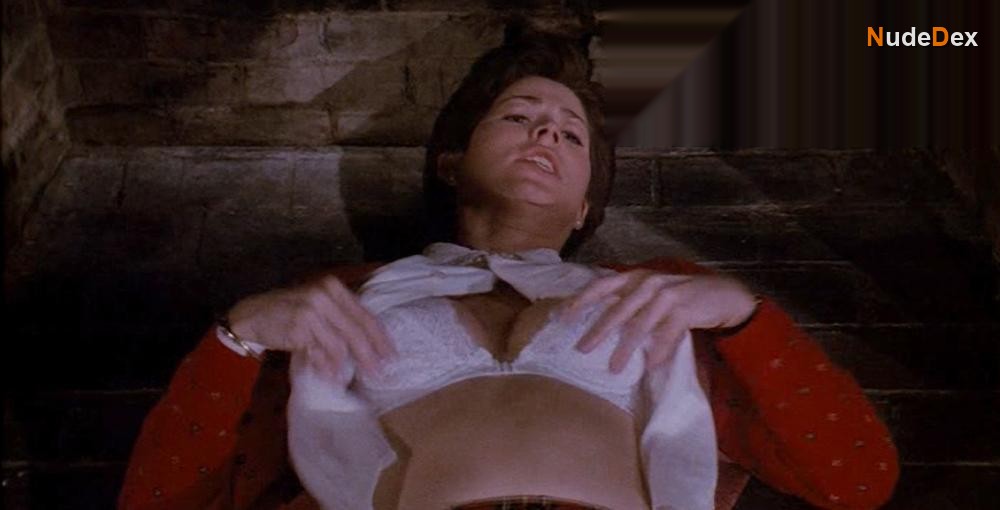 Dana Delany in Housesitter, photo 1