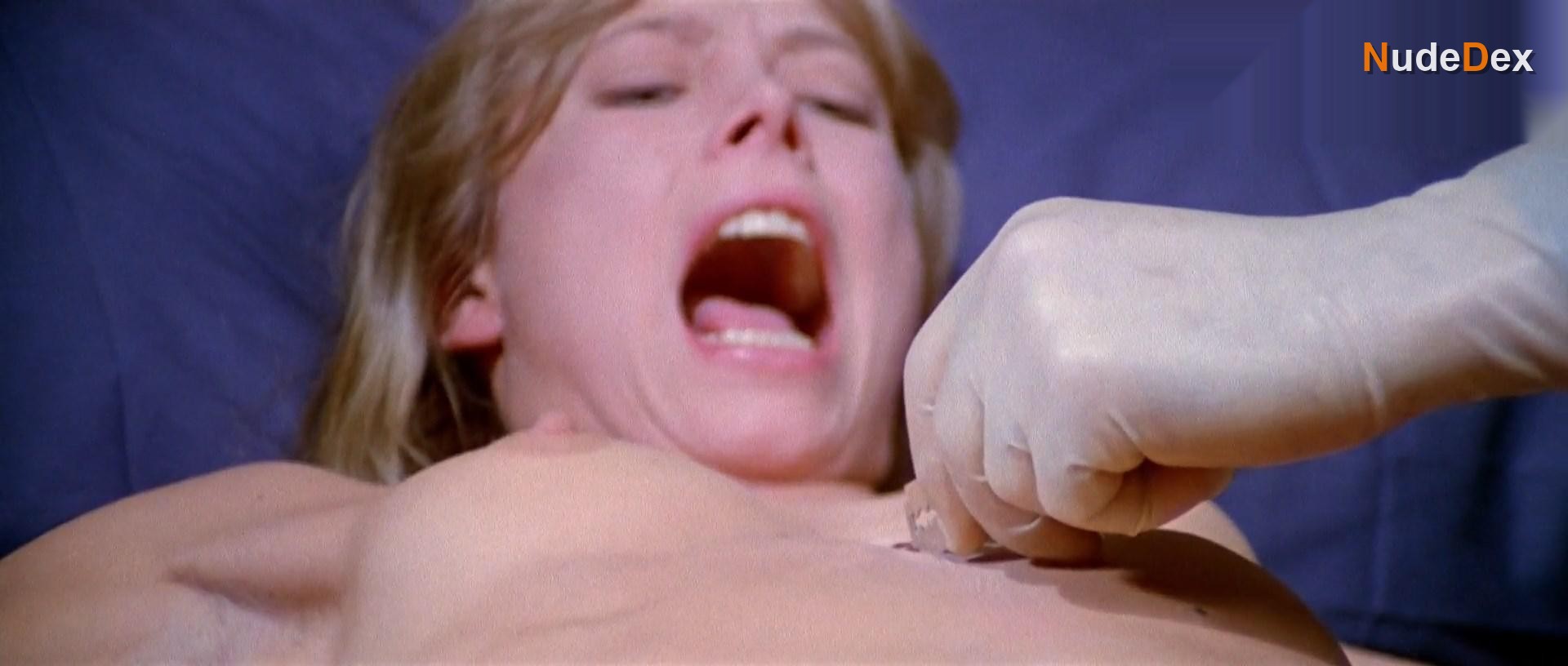 Daniela Doria in The New York Ripper, photo 17