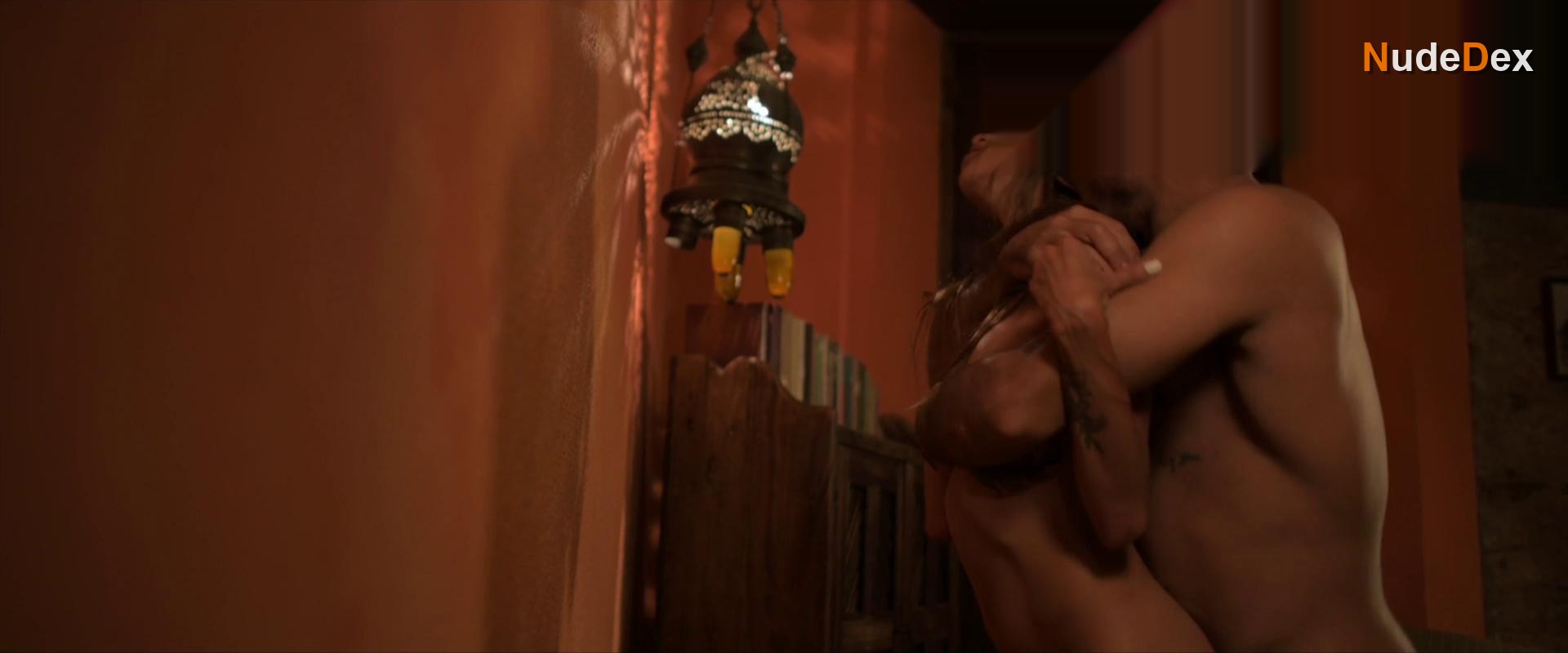Daniela Escalona in Carpe Diem, photo 24