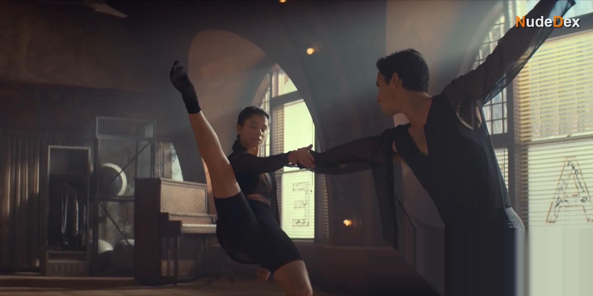 Daniela Norman in Tiny Pretty Things, photo 9