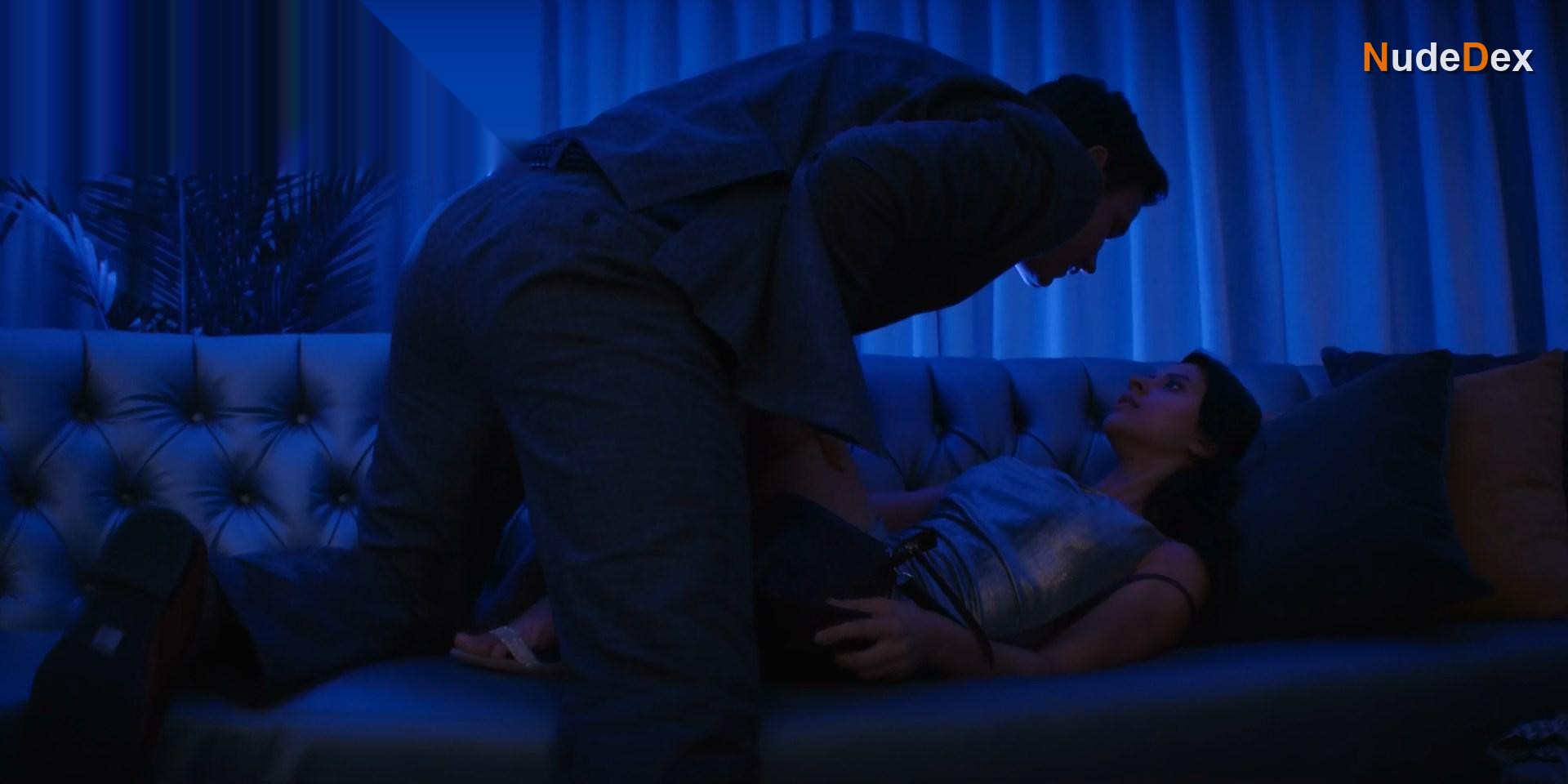 Daniela Norman in Tiny Pretty Things, photo 14