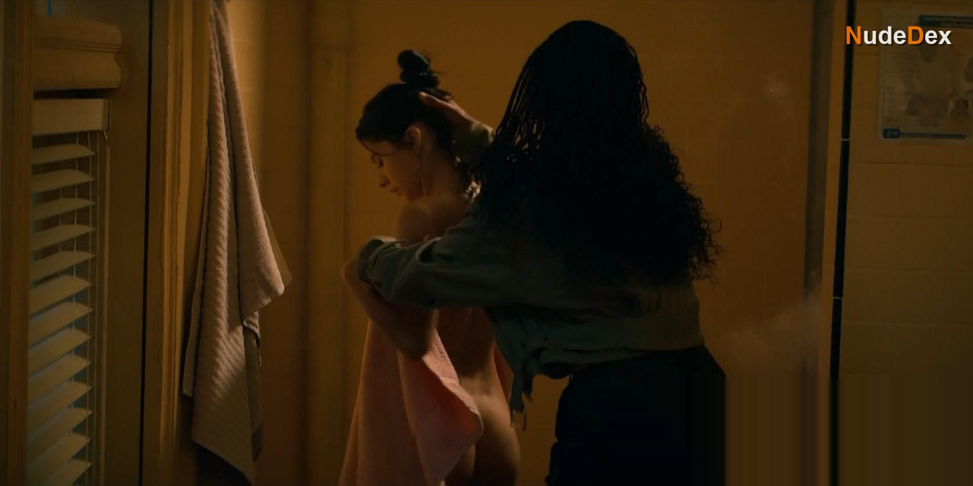Daniela Norman in Tiny Pretty Things, photo 15