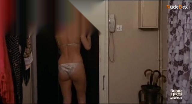 Daniela Poggi in Belli E Brutti Ridono Tutti, photo 5