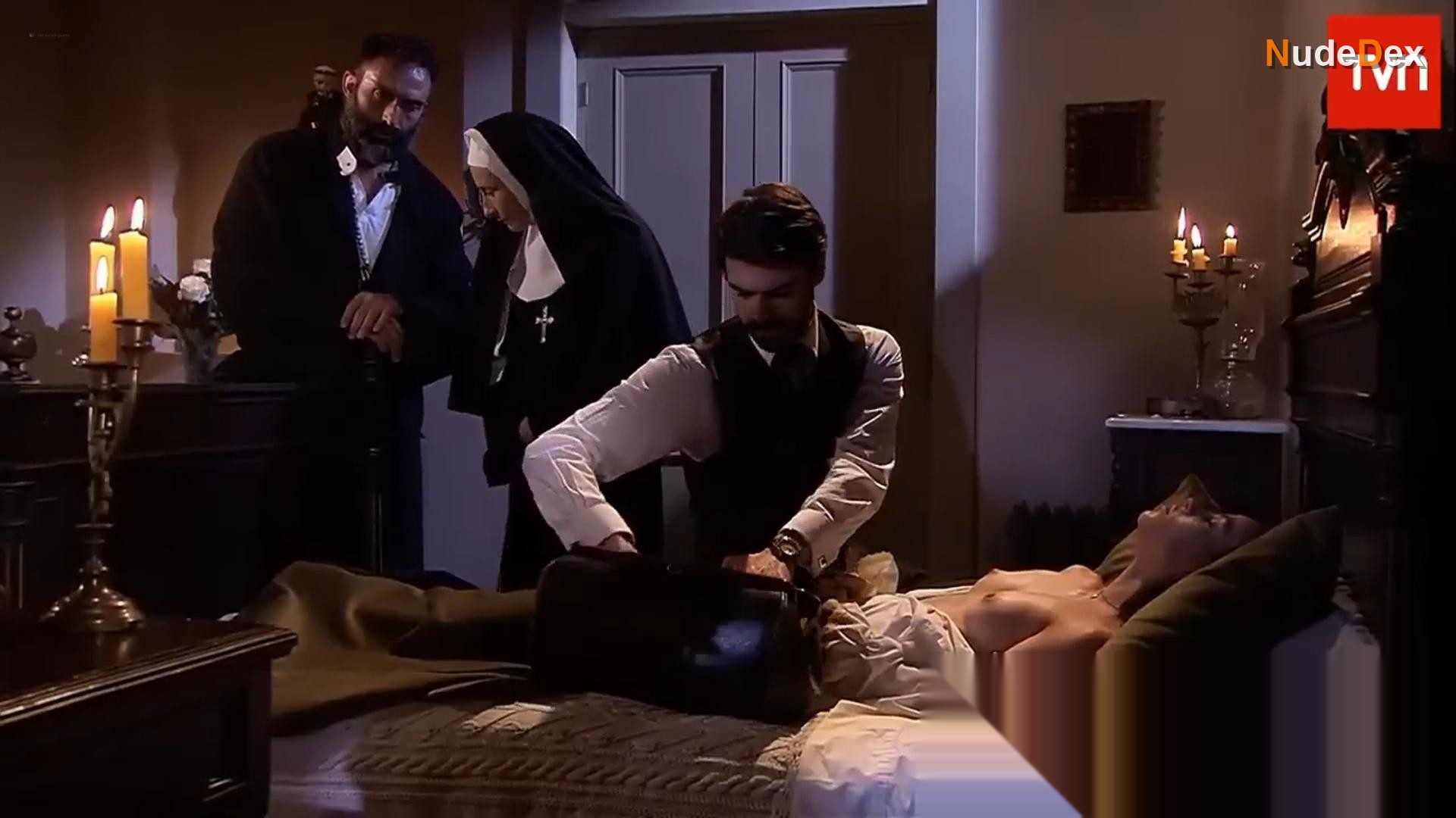 Daniela Ramirez in La Poseida, photo 21