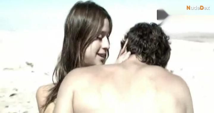 Daniela Ramirez in Romance Policial, photo 4