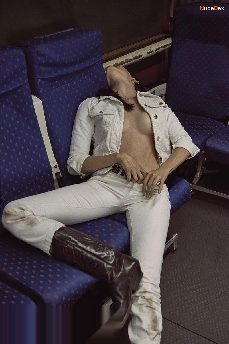 Daniela Ruah in Gq Portugal, photo 6
