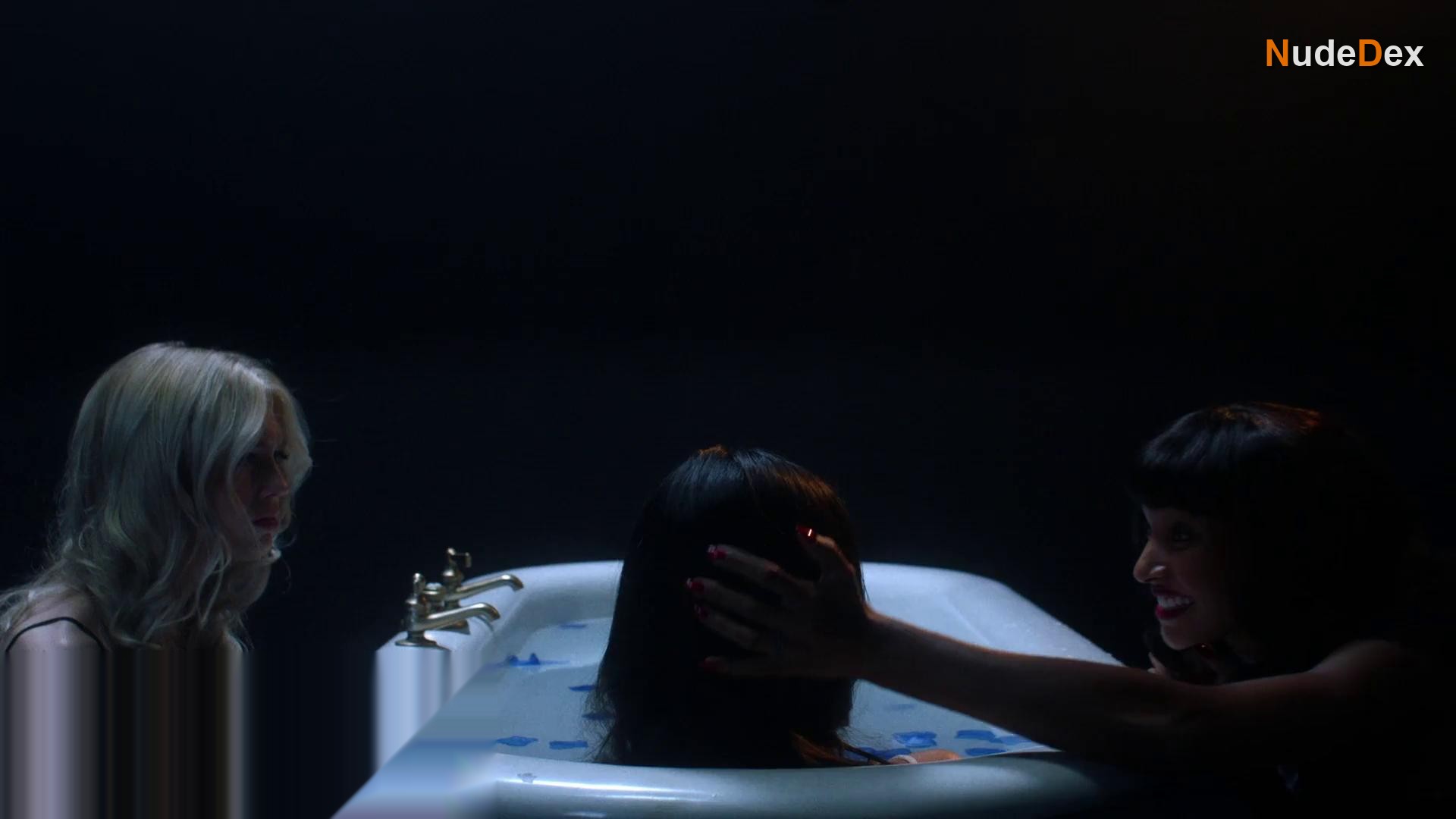 Danielle Bisutti in The Blue Rose, photo 2