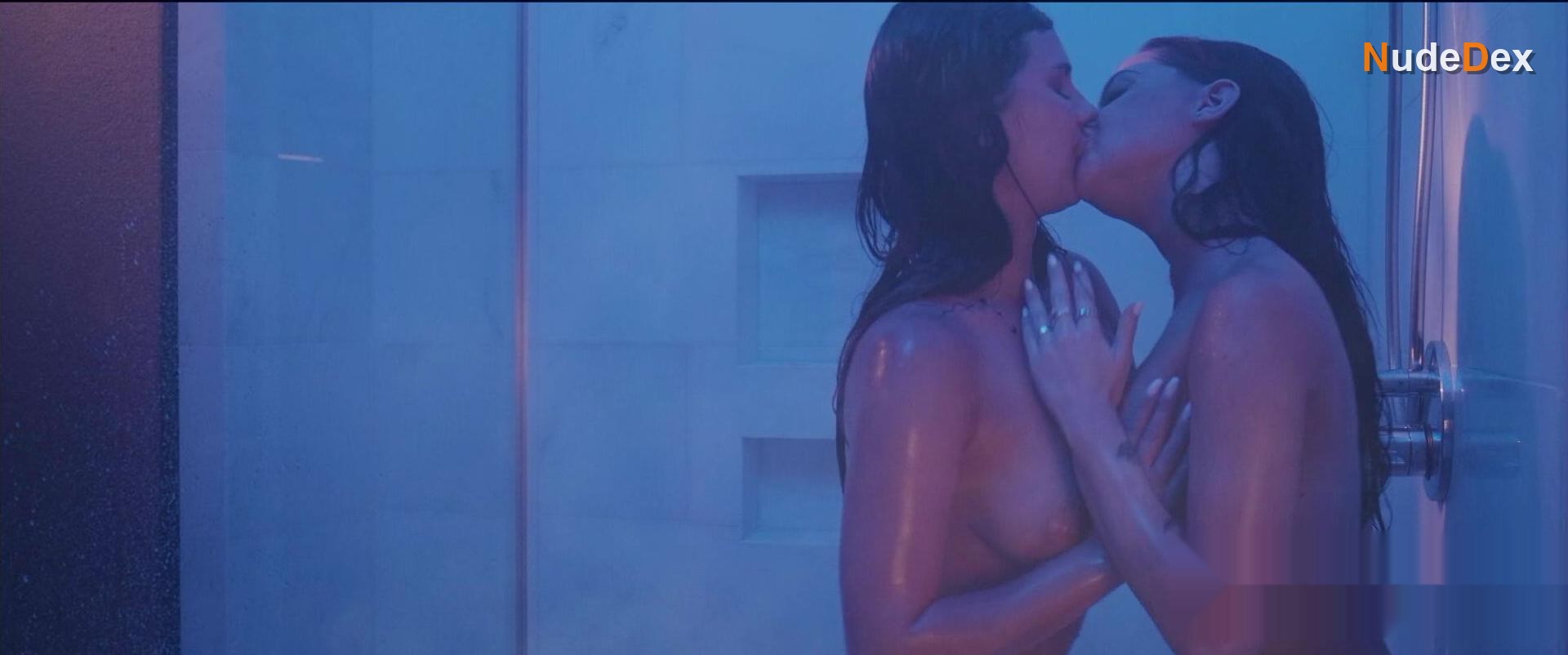 Dare Taylor in Girls On Film, photo 10