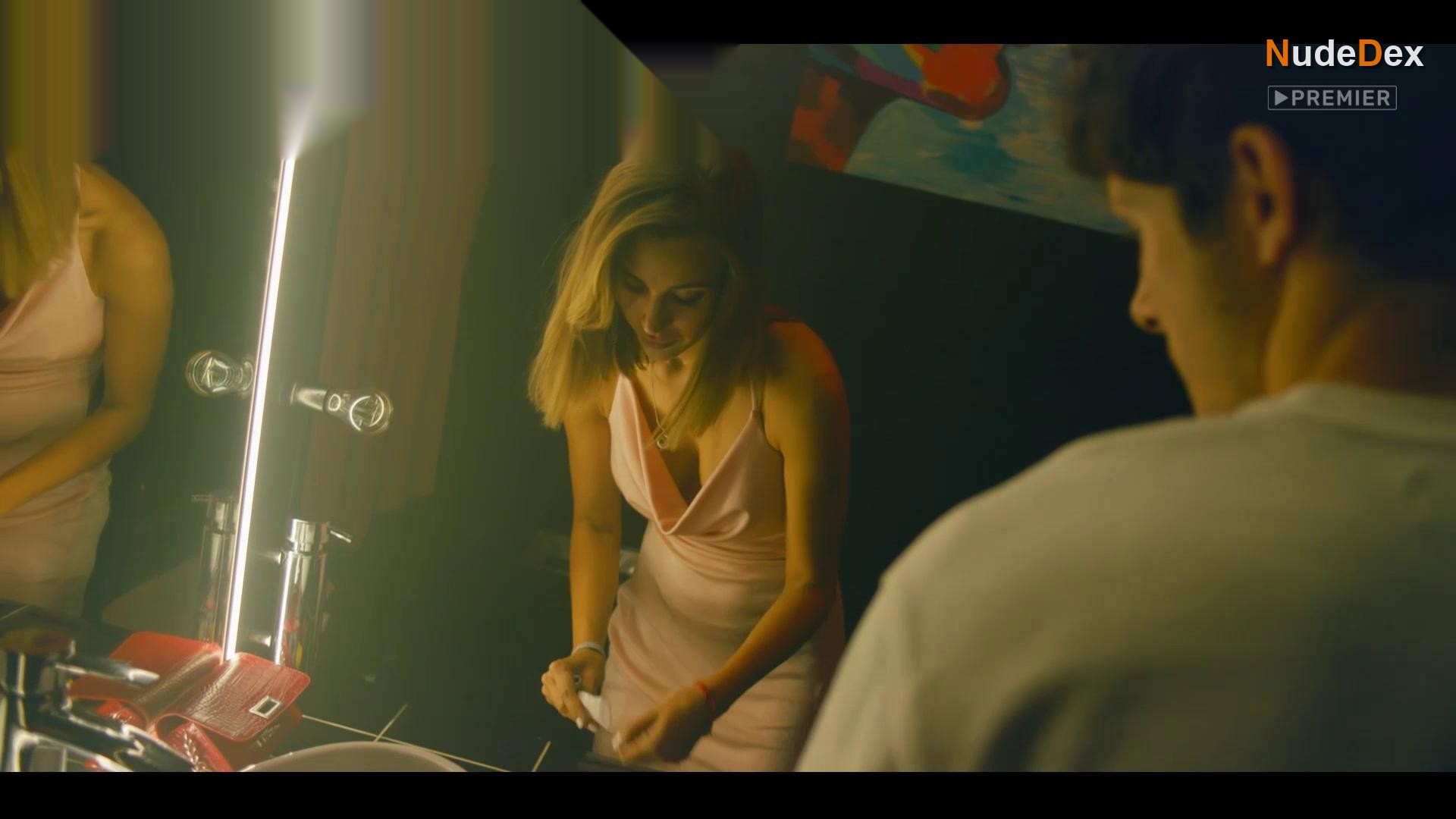 Darya Kotrelova in Yuzzz, photo 11