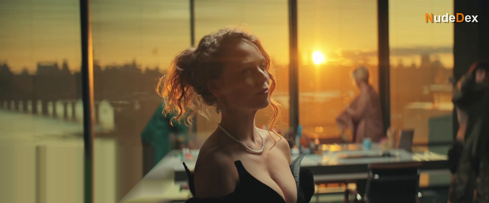 Dasha Tvoronovich in Sprava Nbr, photo 1