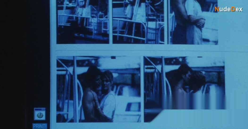 Dawn Lambing in The Babysitter S Seduction, photo 1