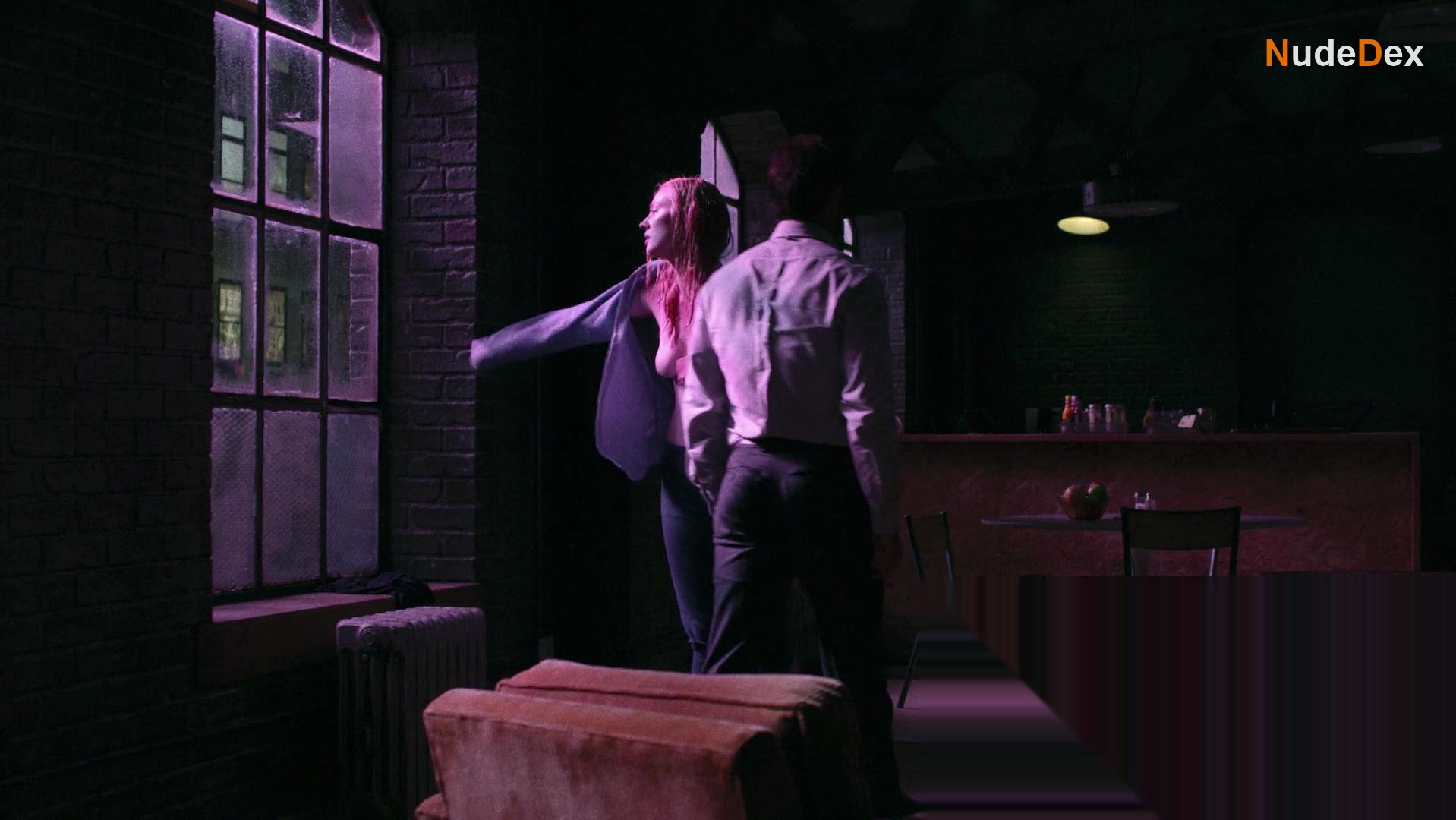Deborah Ann Woll in Daredevil, photo 2