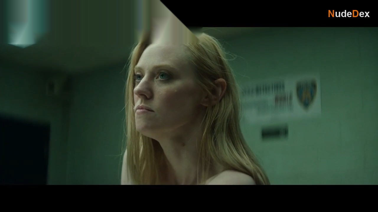 Deborah Ann Woll in Daredevil Born Again, photo 12