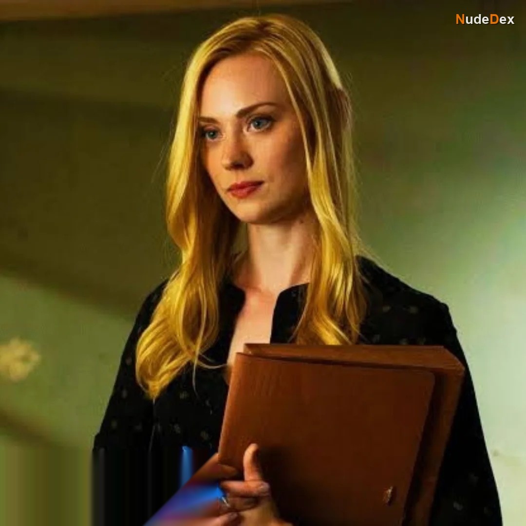 Deborah Ann Woll in Daredevil Born Again, photo 14