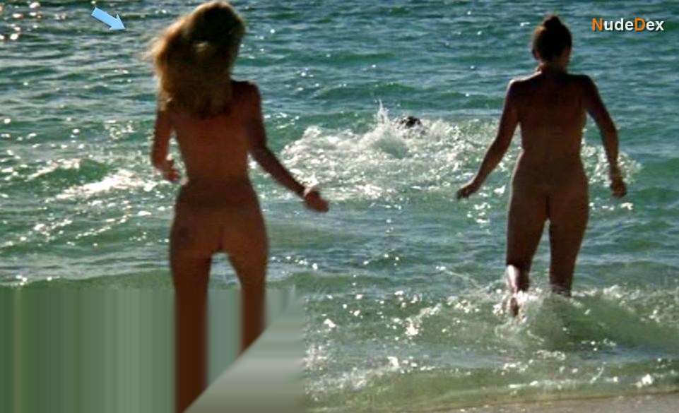 Deborah Gray in Pacific Banana, photo 2