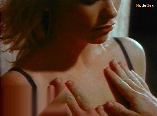 Deborah Leng in Slipstream, photo 5