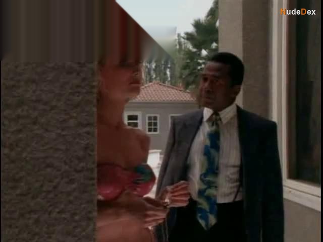 Deborah Rennard in Silk Stalkings, photo 8