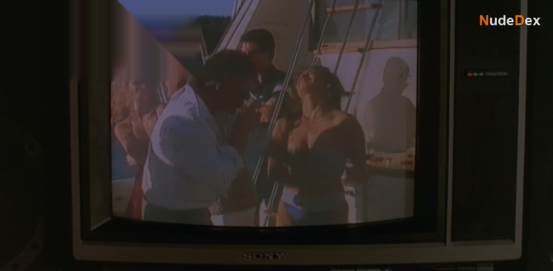 Deidre Madden in Hurricane Smith, photo 1