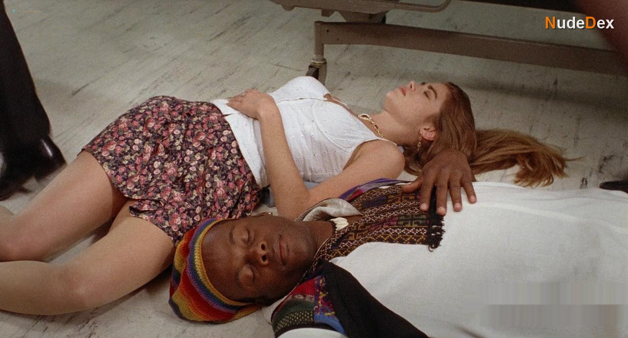 Tammy And The T-rex in Tammy And The T Rex, photo 8
