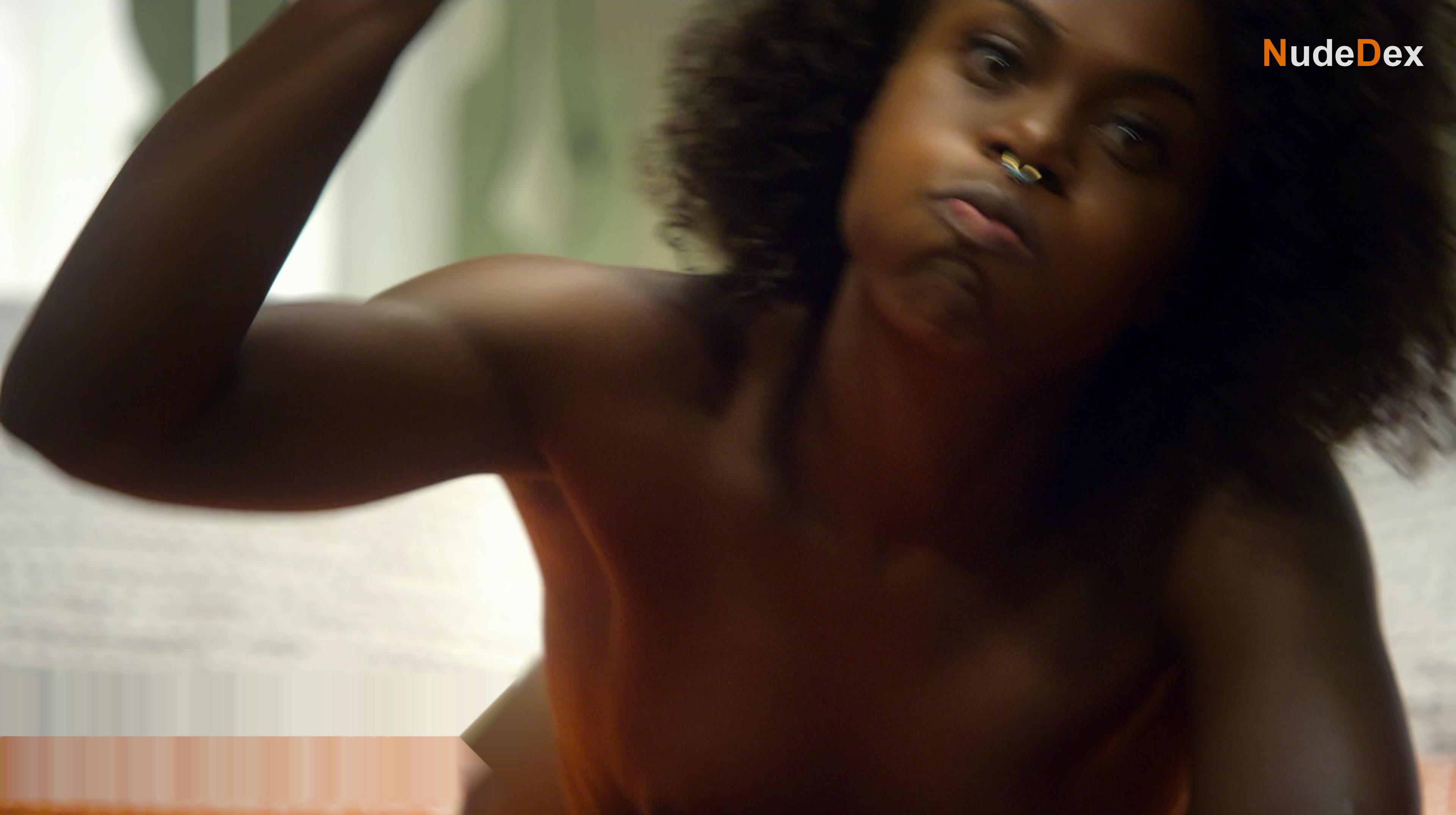 Dewanda Wise in She's Gotta Have It, photo 16