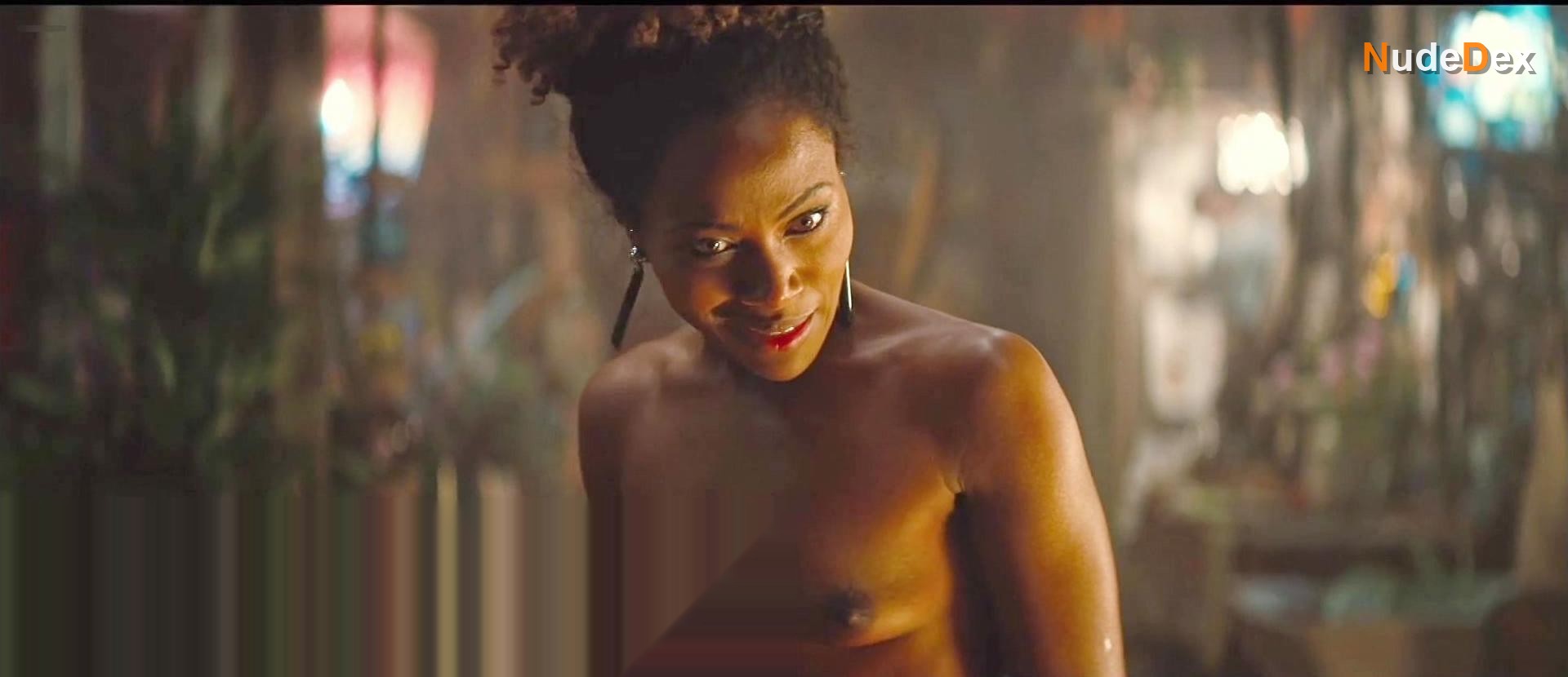 Dewanda Wise in Three Women, photo 11