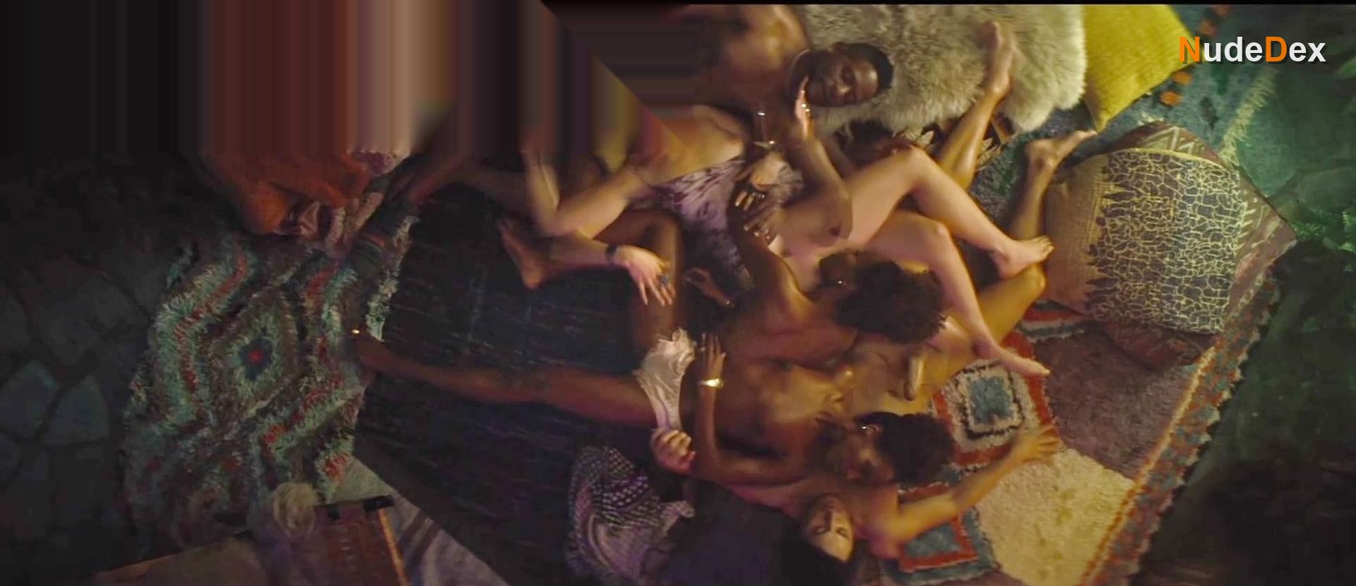 Dewanda Wise in Three Women, photo 12