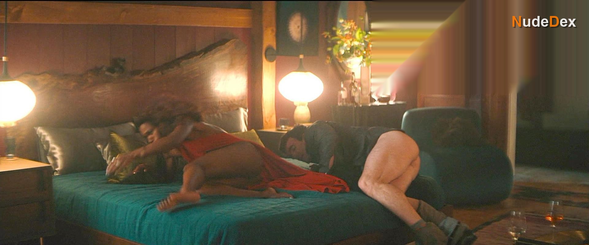 Dewanda Wise in Three Women, photo 13