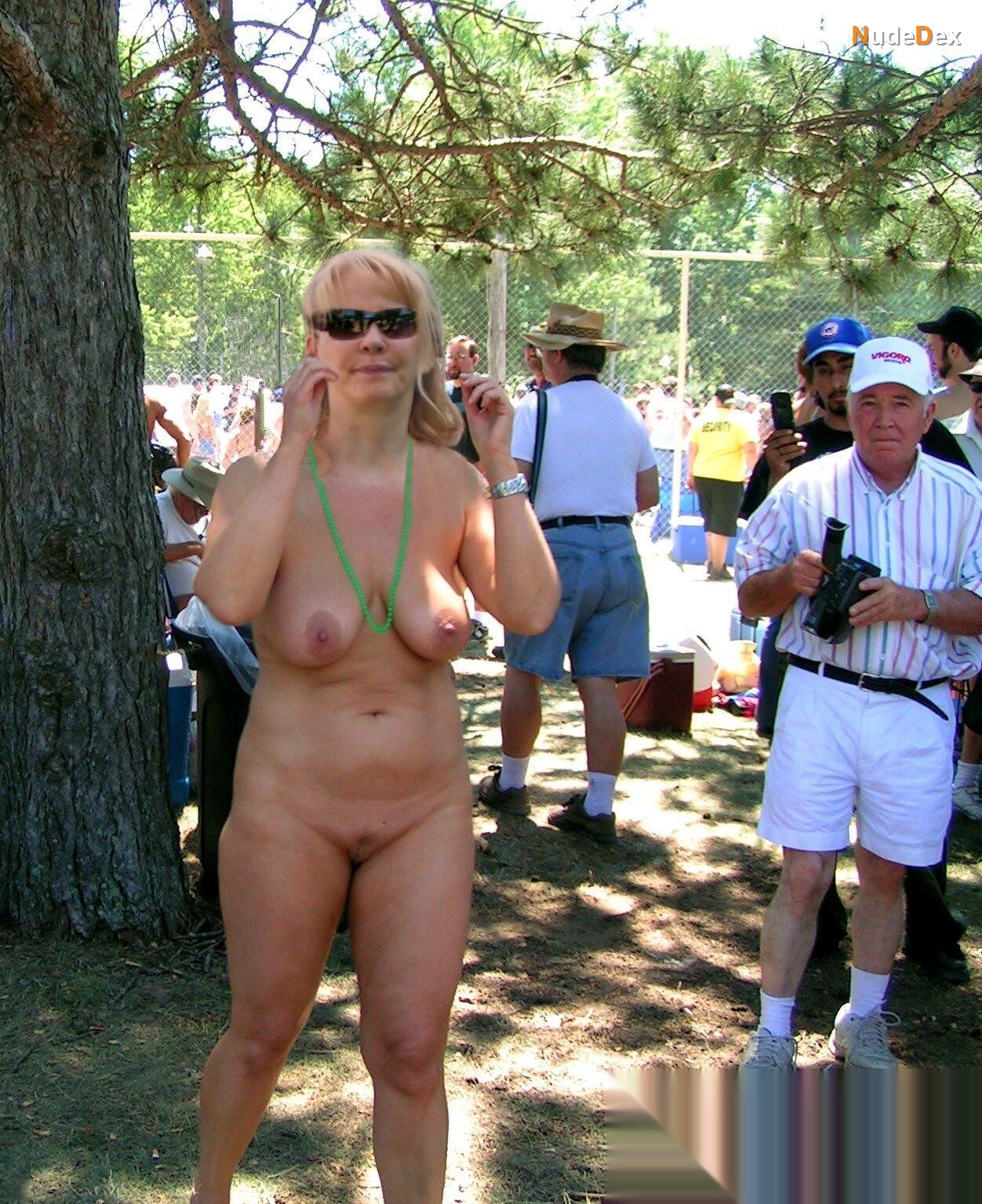 Diana Dayton in Tourists And Aliens The Provence Files, photo 8
