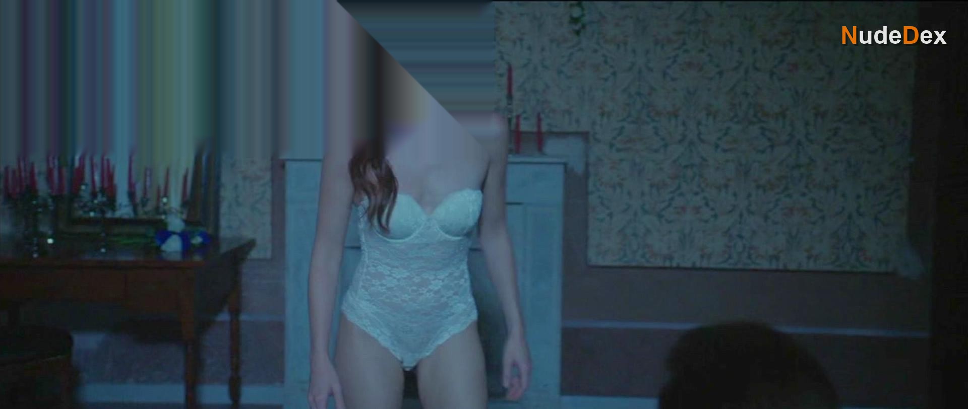 Diana Gardner in You Shouldn't Have Let Me In, photo 6
