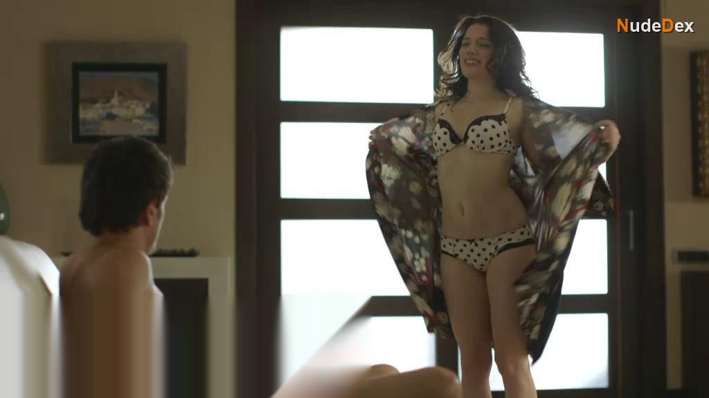 Diana Gomez in El Crac, photo 4