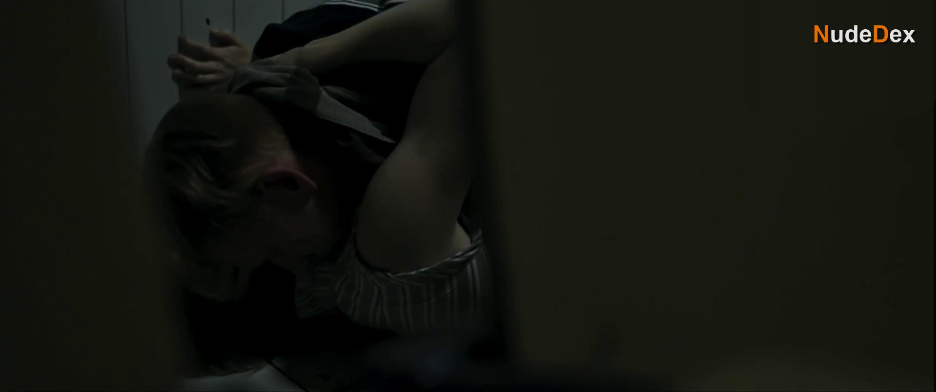 Diana Zamojska in Two Sisters, photo 12