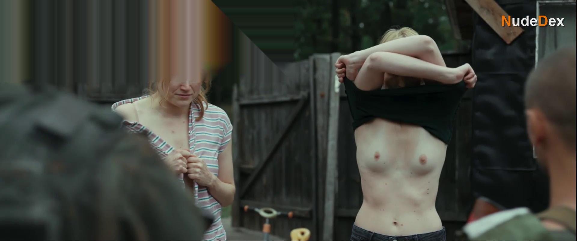 Diana Zamojska in Two Sisters, photo 13